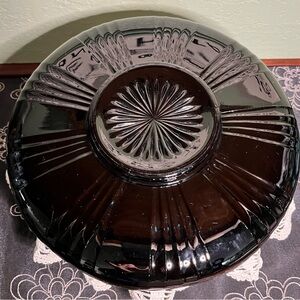 Vintage Black Glass Starburst Serving Bowl – Attributed to L.E. Smith